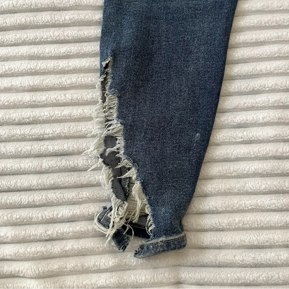 Free People Distressed Jeans